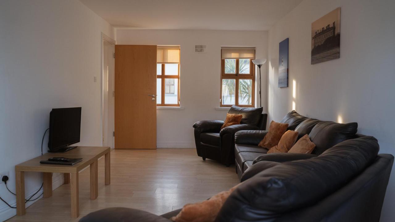Hookless Holiday Homes Фетард-он-Си Экстерьер фото