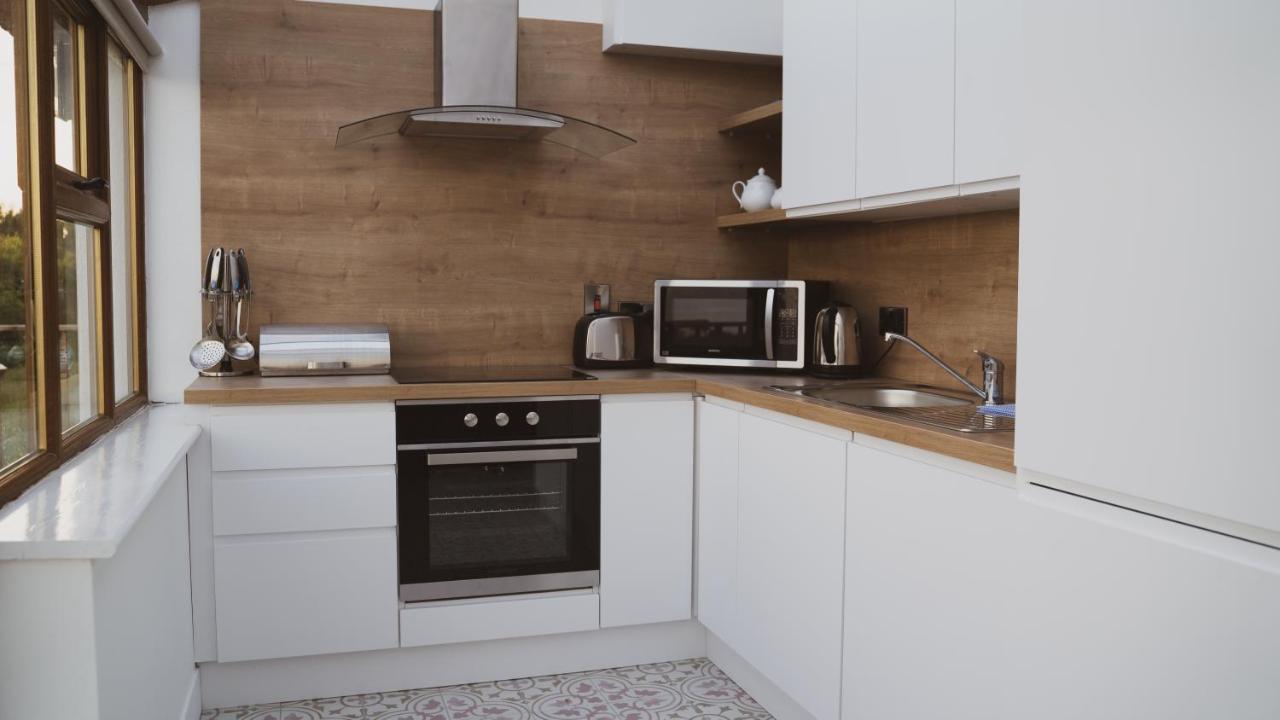 Hookless Holiday Homes Фетард-он-Си Экстерьер фото