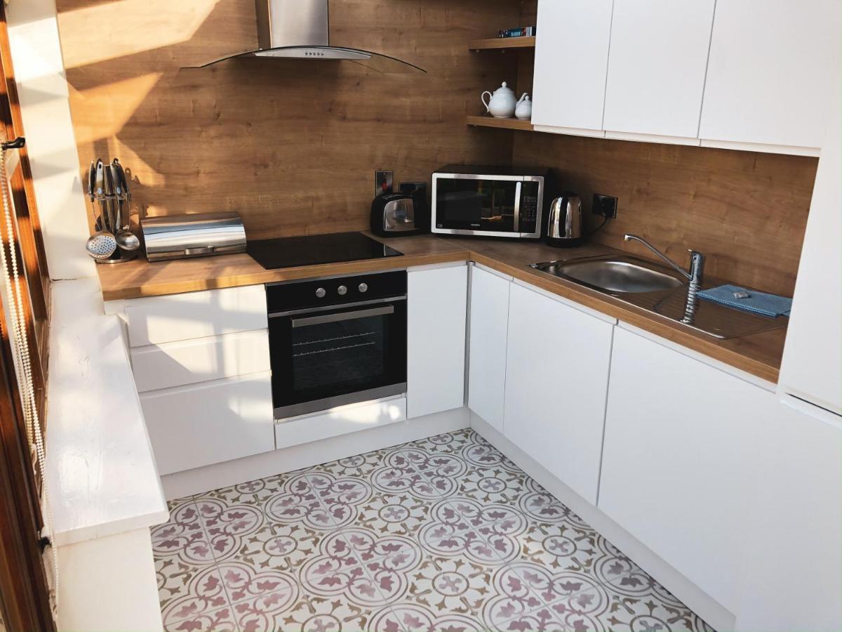 Hookless Holiday Homes Фетард-он-Си Экстерьер фото