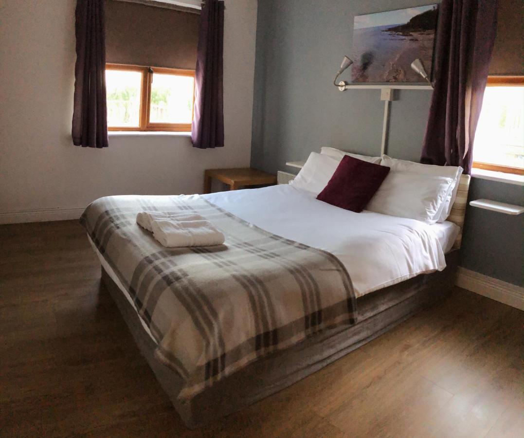 Hookless Holiday Homes Фетард-он-Си Экстерьер фото